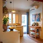 公寓 Romantica Lofts 龙达